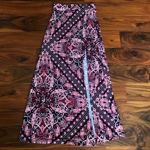 Charlotte Russe Printed Maxi skirt